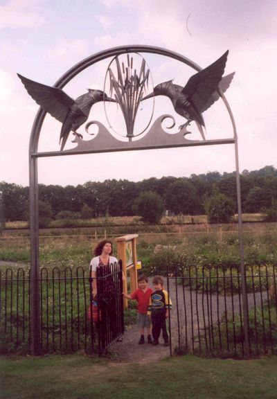 Kingfisher Arch Entr